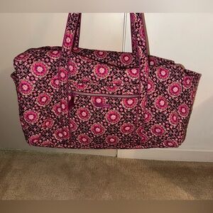 Vera Bradley Iconic Floral Raspberry Medallion 22" Large Original Travel Duffle